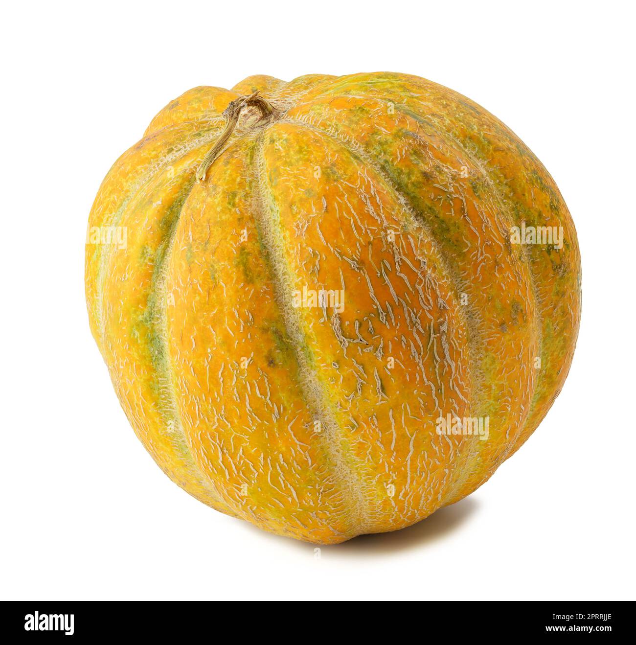 Melone giallo maturo intero isolato su sfondo bianco Foto Stock