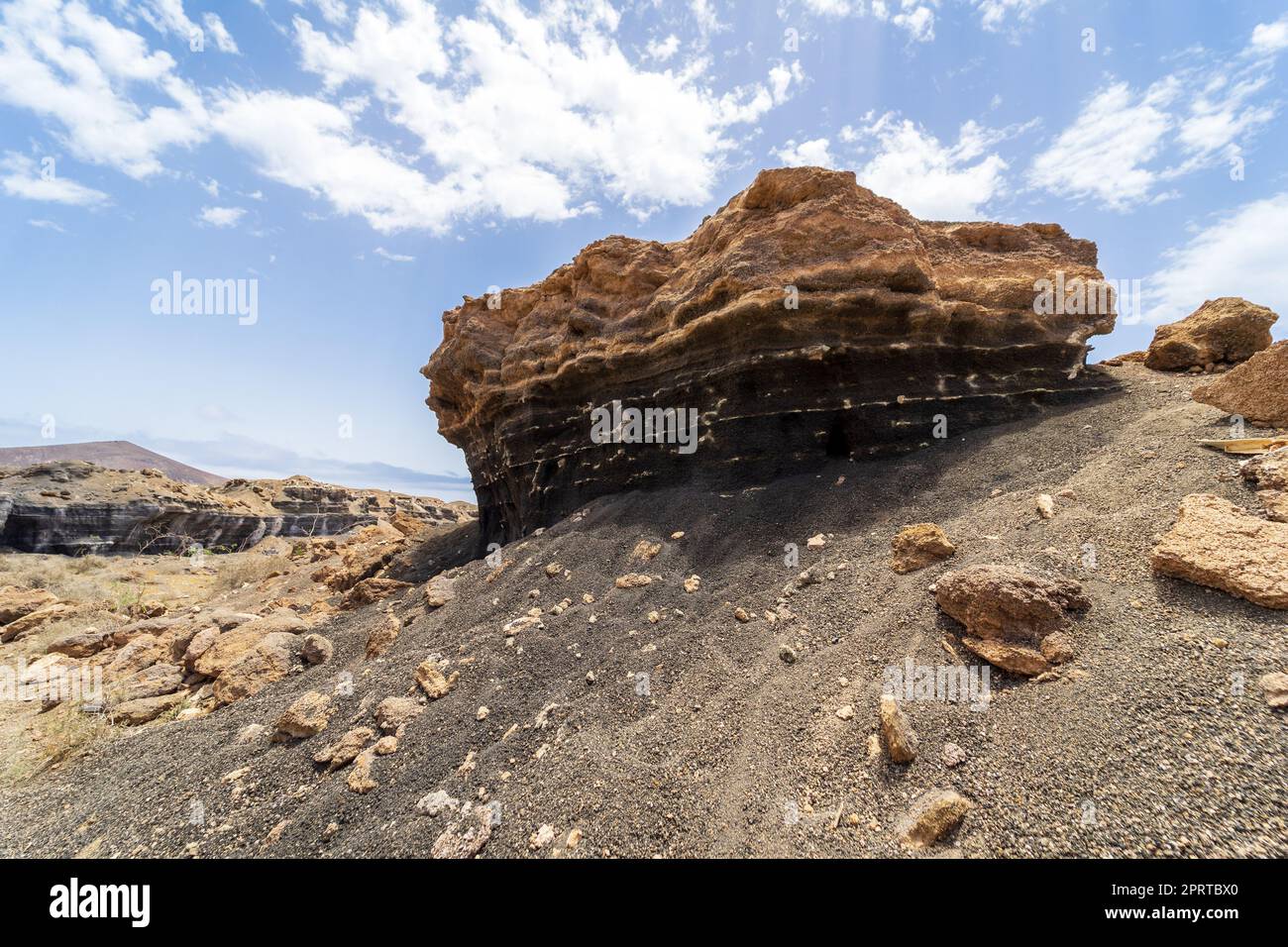 Tipico paesaggio naturale di Lanzarote. Un luogo chiamato Città stratificata. Isole Canarie. Spagna. Foto Stock