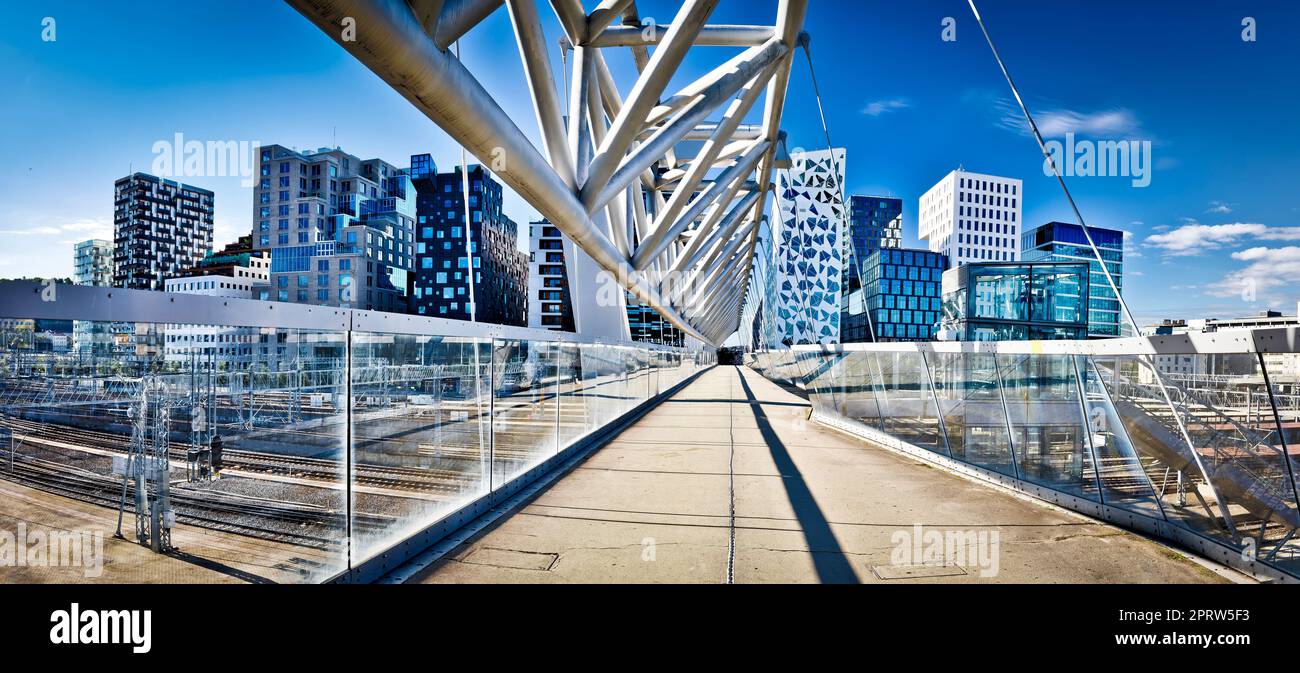 Architettura contemporanea di Oslo con vista panoramica Foto Stock