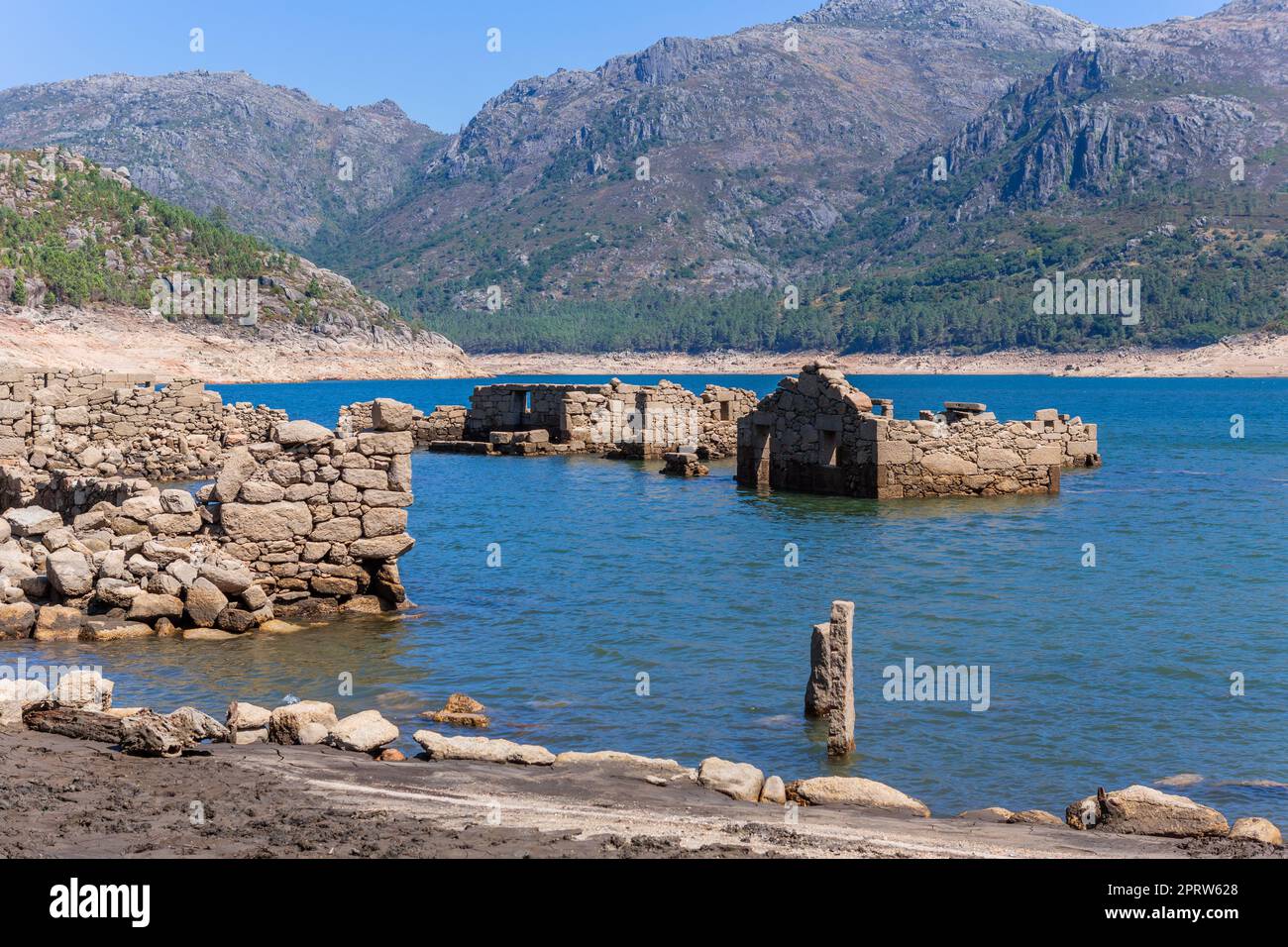 Antiche rovine di Vilarinho das Furnas Foto Stock