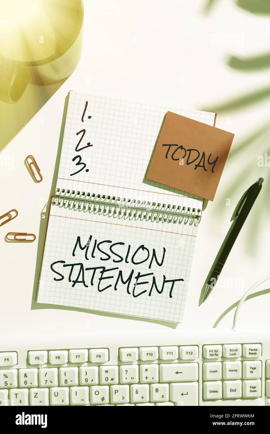 Esposizione concettuale StatementRiepilogo formalizzato degli obiettivi e dei valori di un'azienda. Foto concettuale sintesi formale degli obiettivi e dei valori di un'azienda Foto Stock