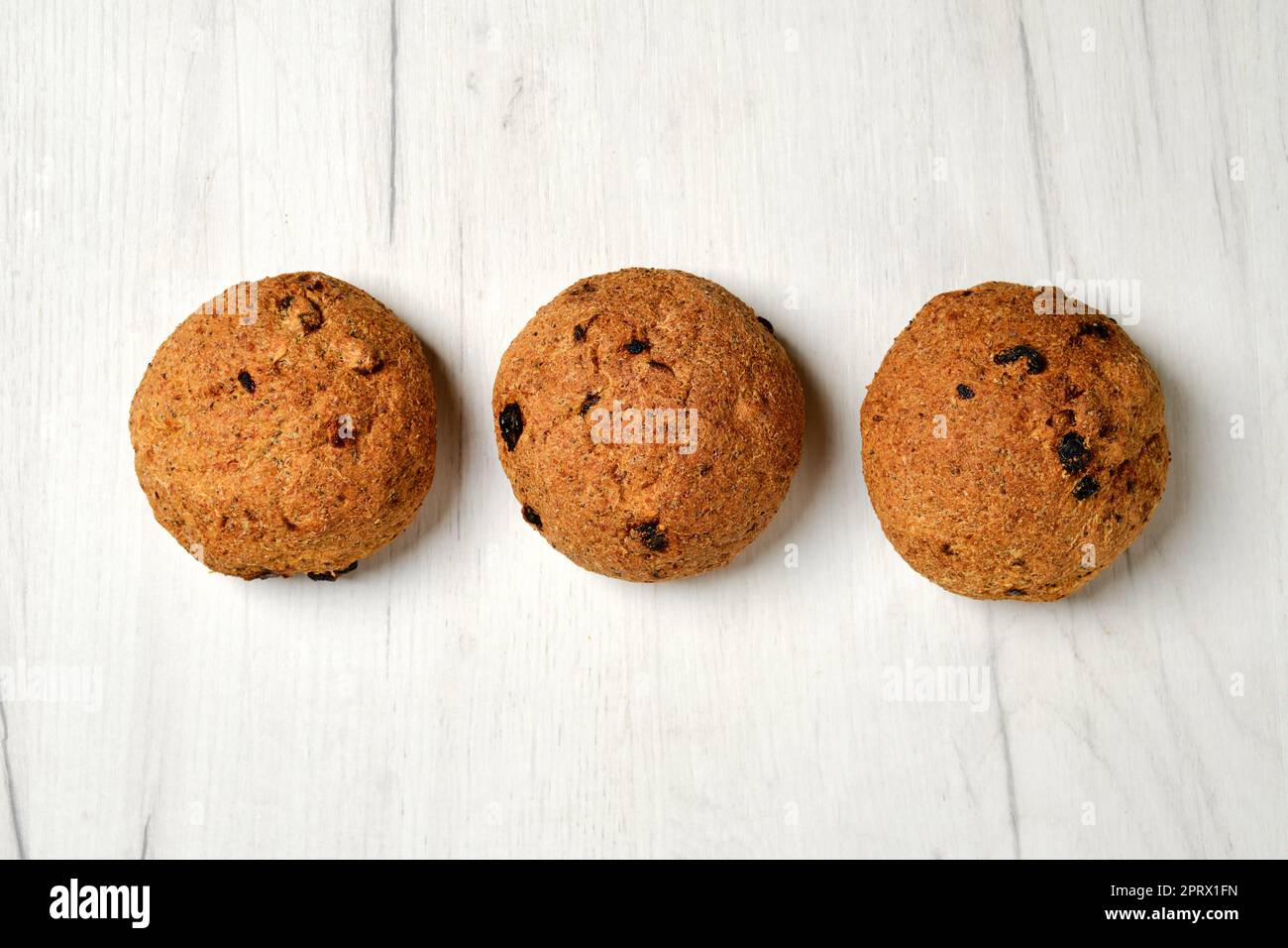 Panini fatti in casa per hamburger a base di grano di segale Foto Stock