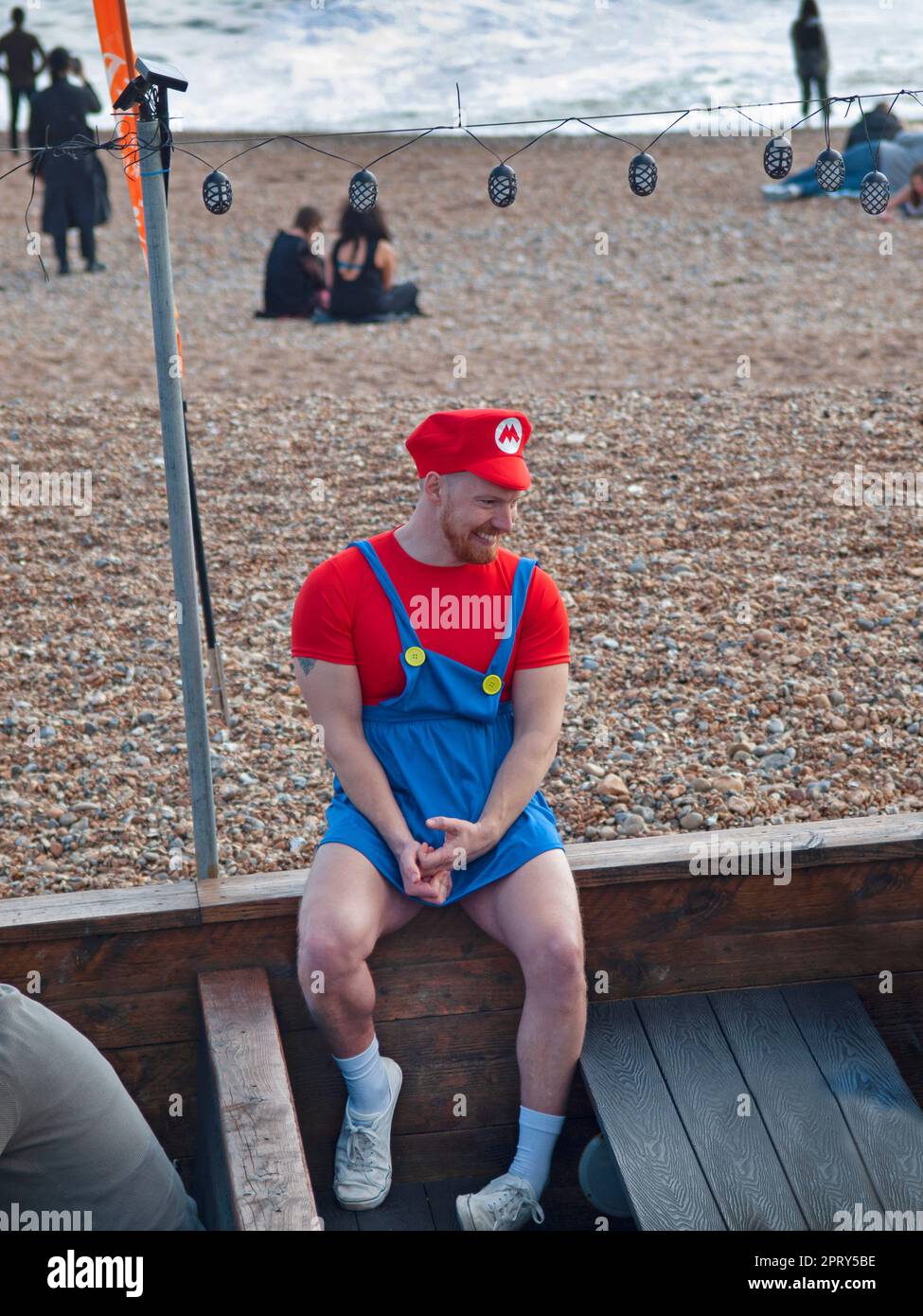 Lo sposo ad uno stag fare a Brighton, Inghilterra Foto Stock