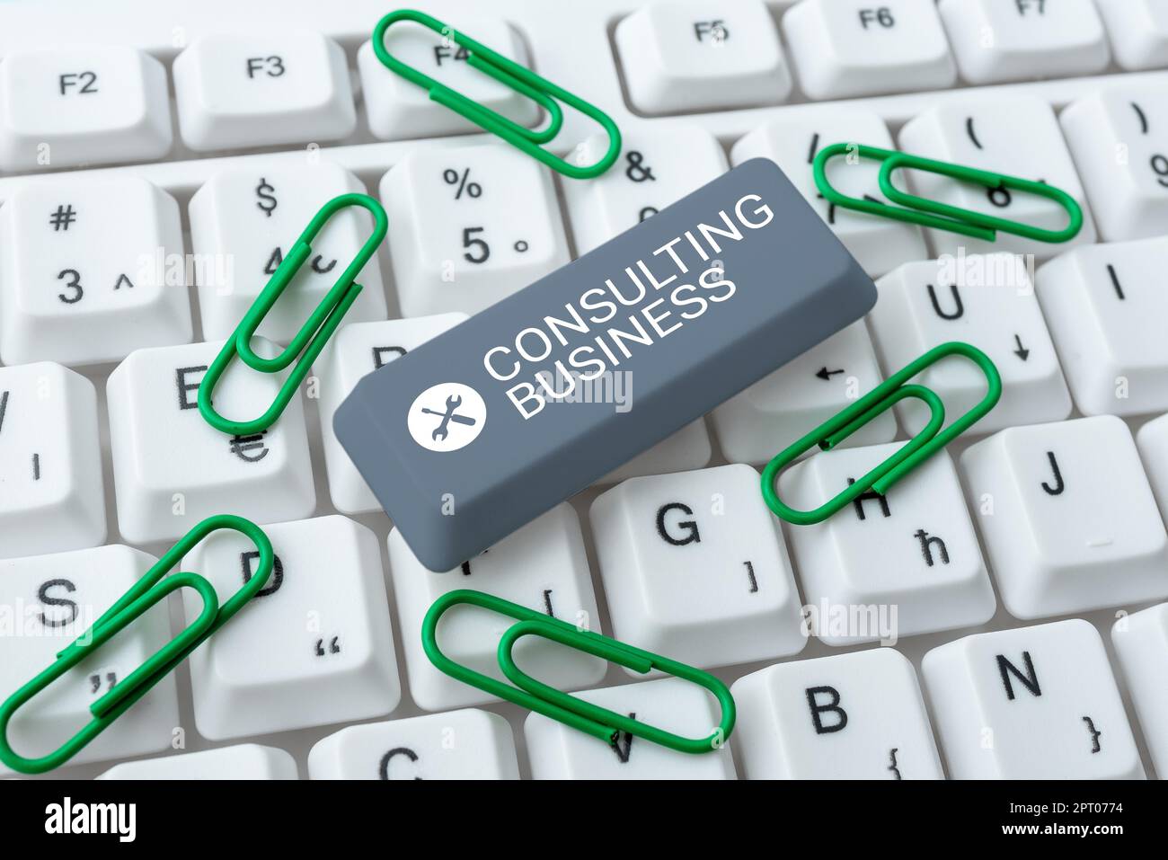 Handwriting testo Consulenza BusinessConsulenza Società Esperti dare consulenza professionale, approccio aziendale Consulenza Società Esperti dare annuncio professionale Foto Stock