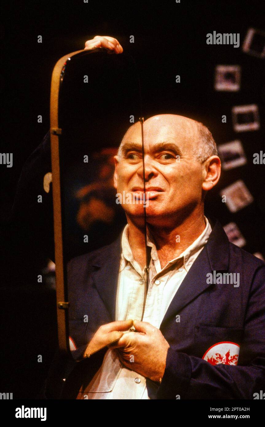 Ken Campbell in PIGSPURT al Riverside Studios, Londra W6 09/03/1992 Foto Stock