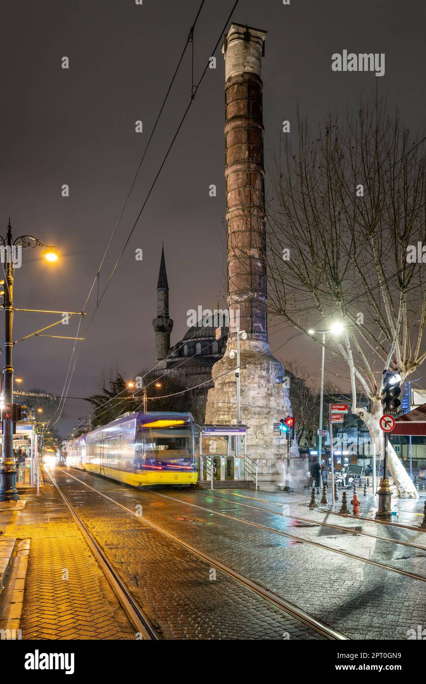 Colonna di Costantino, Fatih, Istanbul, Turchia Foto Stock
