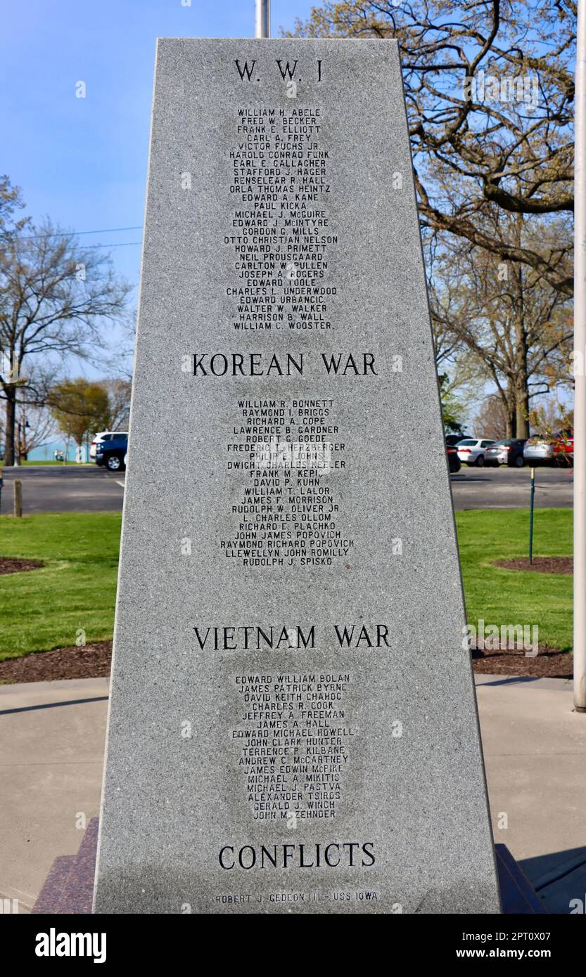 Prima guerra mondiale, monumento commemorativo alla guerra di Corea e alla guerra del Vietnam a Lakewood Park, Ohio Foto Stock