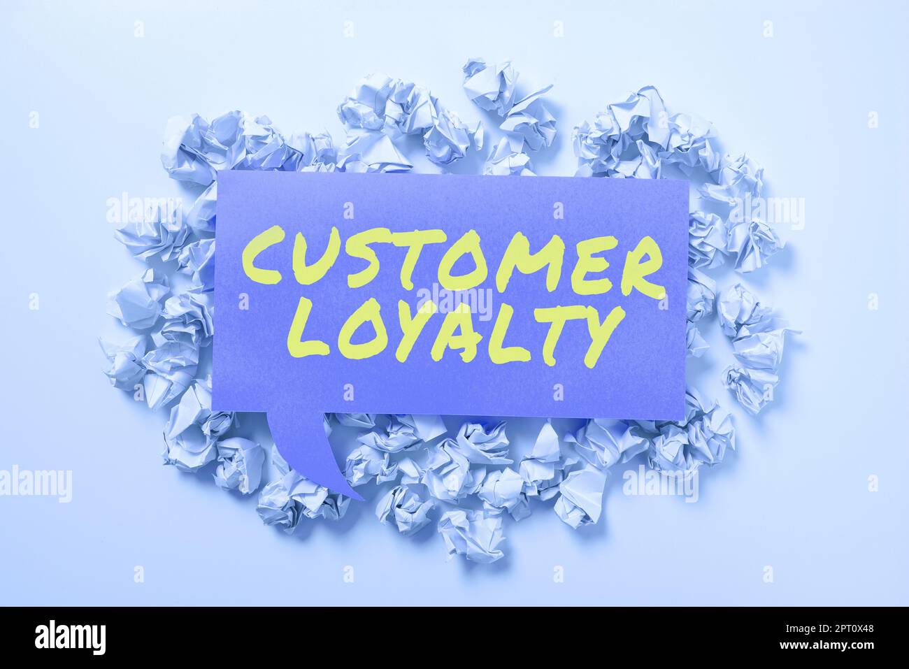 Didascalia concettuale fedeltà del cliente, gli acquirenti di foto concettuali aderiscono all'esperienza e alla soddisfazione positive Foto Stock