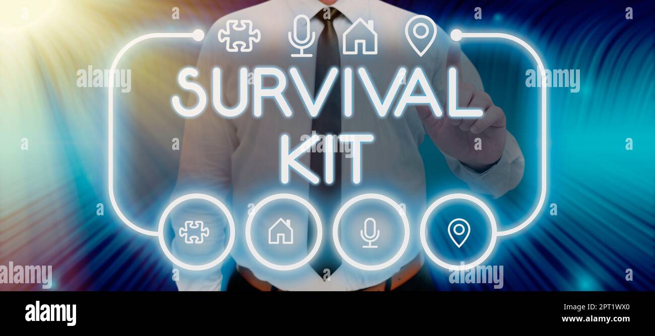 Visualizzazione concettuale Survival Kit, foto concettuale di emergenza raccolta di articoli per aiutare qualcuno Foto Stock