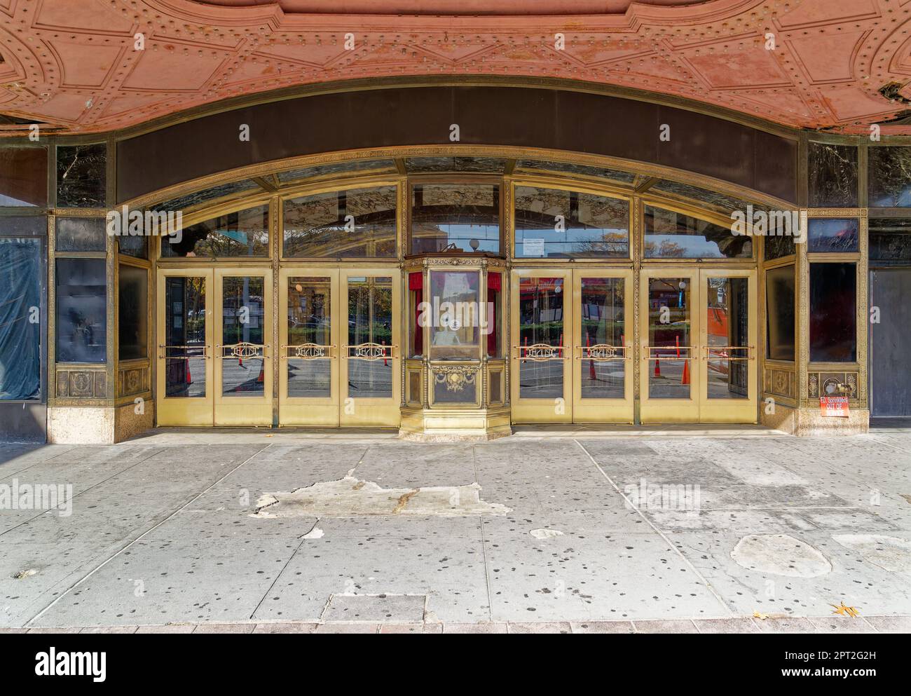 Il Jersey Theatre di Loew, uno dei cinque “Wonder Theatres”, è stato restaurato alla sua grandezza ex barocco/rococò grazie ai conservatori. Foto Stock