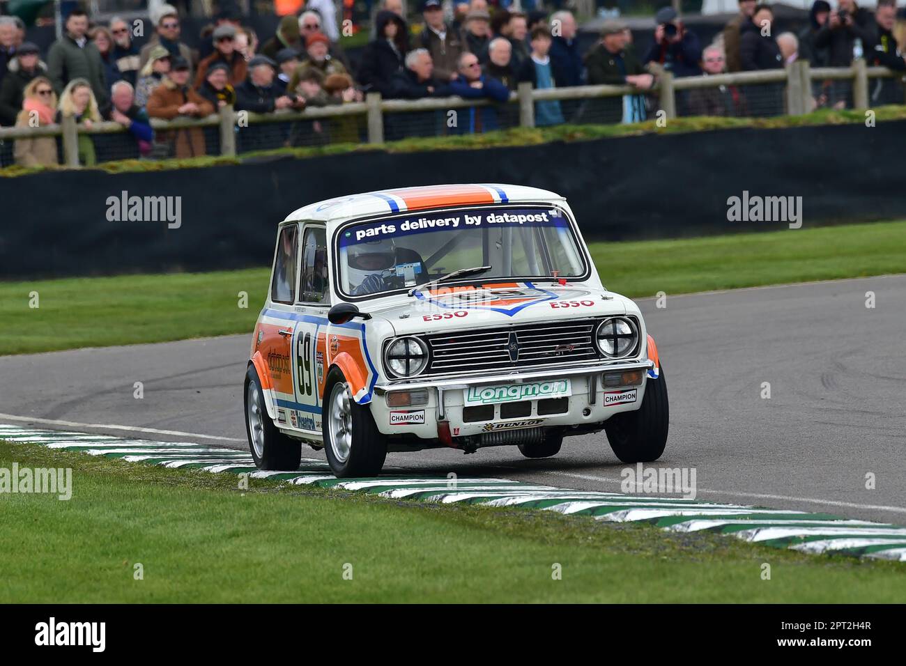 Robert Deeth, Mini 1275 GT, Gordon Spice Trophy, Heat 2, per le berline del Gruppo 1 che hanno corso negli anni dal 1970 al 1982, corrono con due venti manche e f Foto Stock