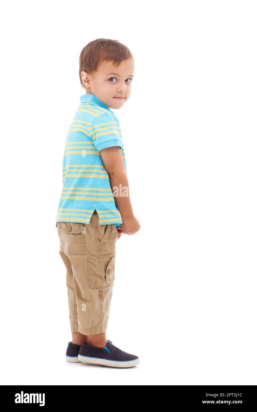 Che amante della fotocamera. Ripresa in studio di un ragazzo carino isolato su bianco Foto Stock