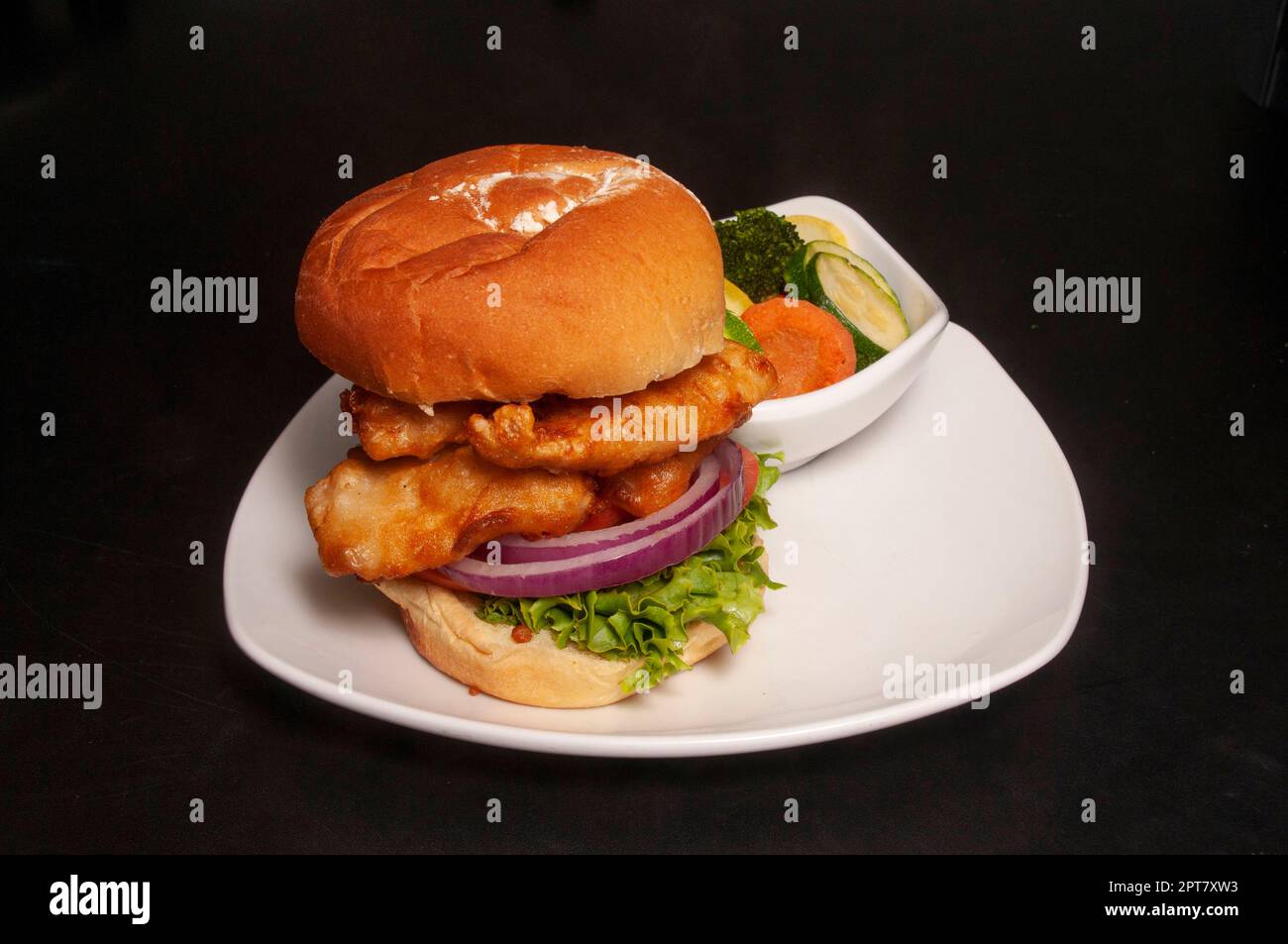 Piatto di cucina americana conosciuto come un panino di pesce raggruppatore Foto Stock