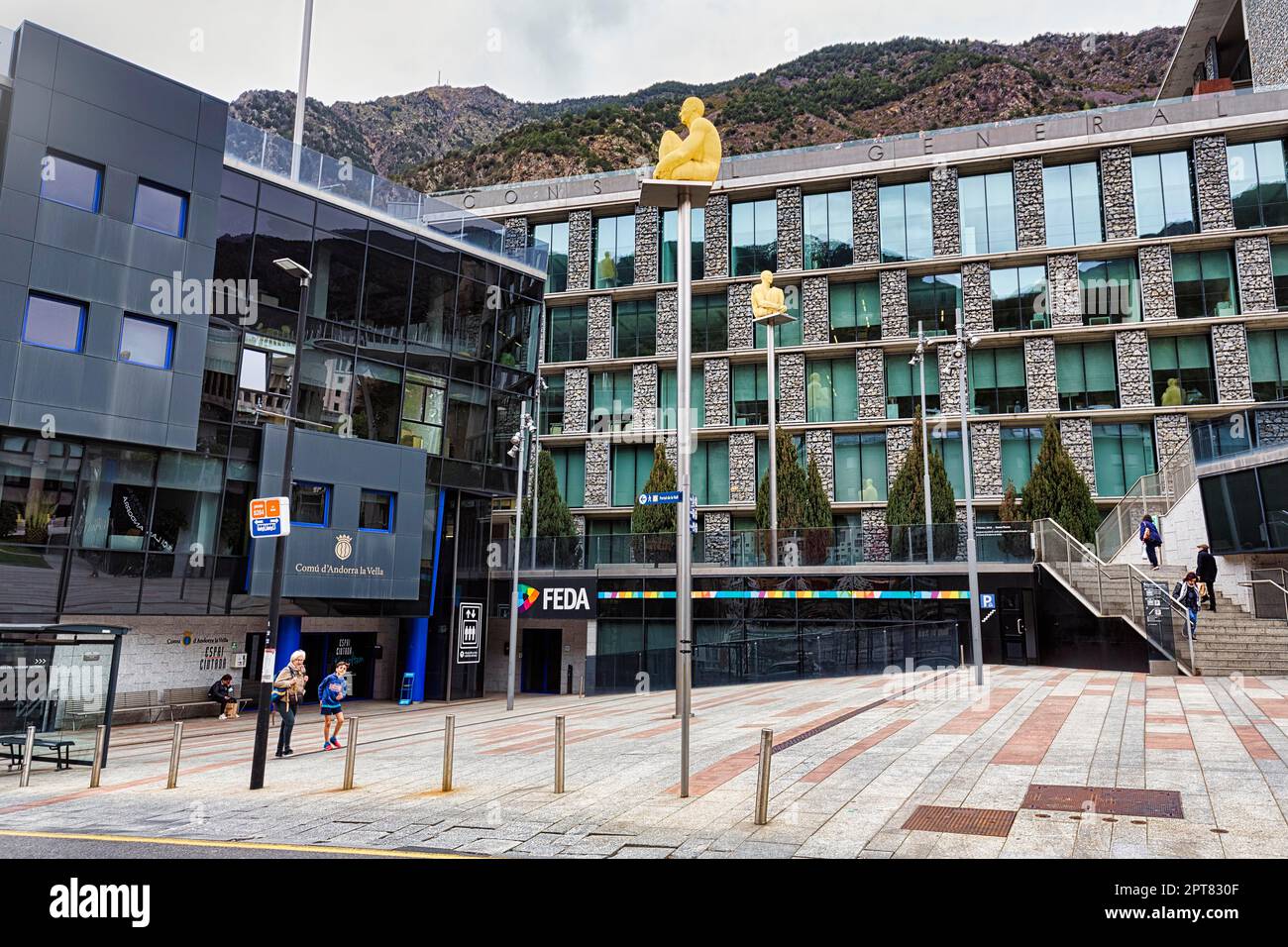 Comu d'Andorra la Vella Community Centre e Consell General de les Valls Parliament, Andorra la Vella, Andorra Foto Stock