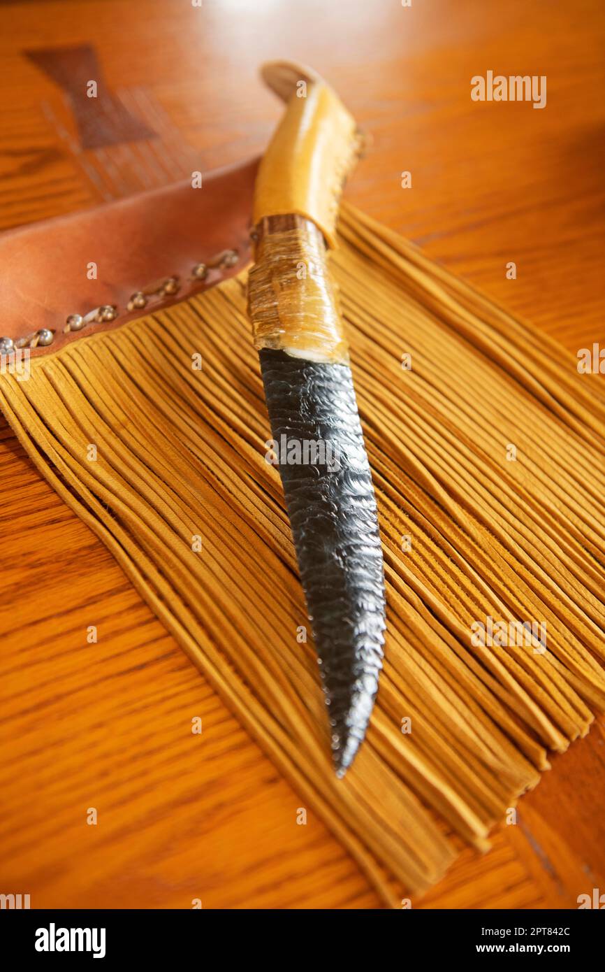 Coltello in selce, realizzato a mano dalla First Nations, Katmai Wilderness Lodge, Alaska, USA Foto Stock