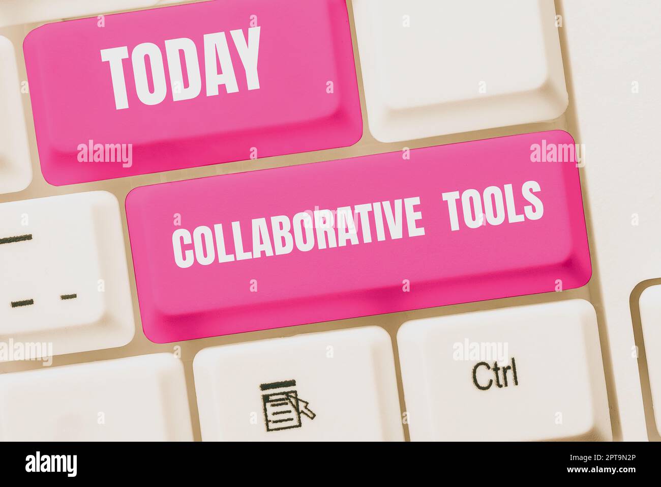 Scrittura a mano testo Collaborative Tools, Business Approach determinare la forza debolezza del mercato competitivo risolvere diversi problemi matematici, calcolo Foto Stock