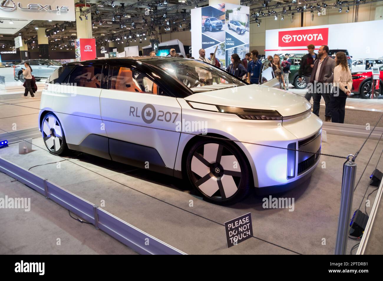 Toronto, Canada - 02 25 2023: Progetto Arrow EV concept car elettrico dal Canada Automotive Parts Manufacturers' Association APMA visualizzato su 2023 Foto Stock