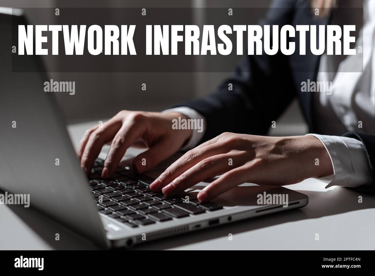 Didascalia concettuale infrastruttura di rete, idea aziendale risorse hardware e software in e out Connection Foto Stock