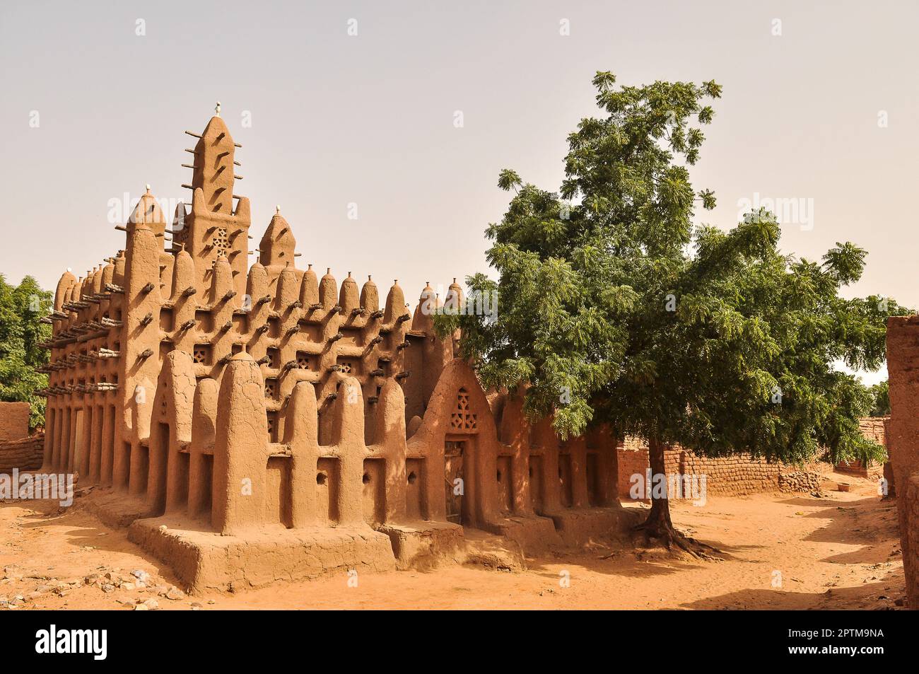 Nicolas Remene / le Pictorium - Ende Bandiagara regione Dogon Paese - 1/11/2010 - Mali / Bandiagara / Teli - la moschea Teli sotto la Bandiaga Foto Stock