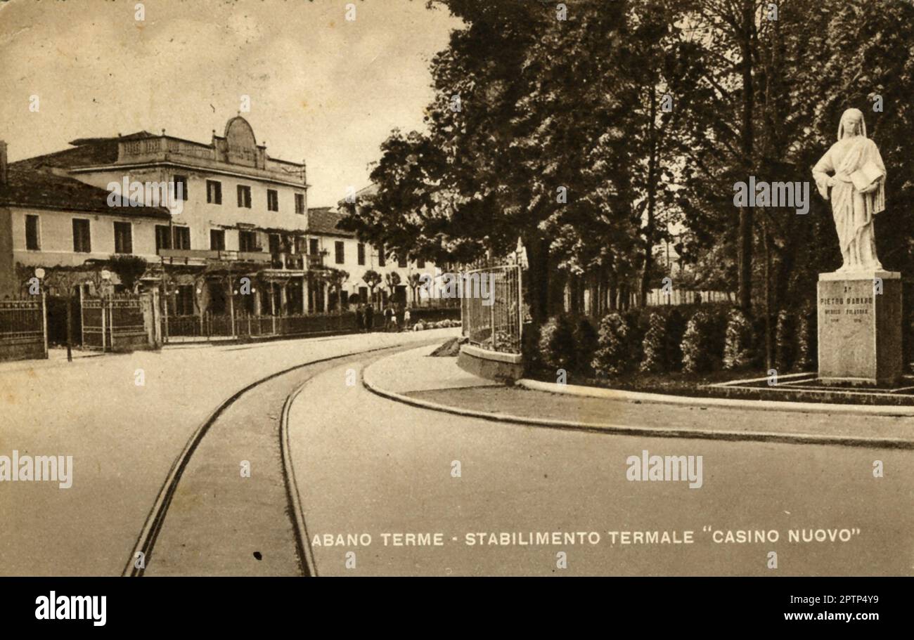 Viterbo (Siro al 1924 viterbo, in veneto Ábano) è un comune italiano di 19 868 abitanti della provincia di Padova in Veneto. Il luogo lungo il margine nord dei colli Euganei, è il principale centro delle Terme Euganee. A sud-ovest del capoluogo, ad un'altitudine media di 14 metri sul livello del mare, sorge in una zona vulcanica spenta, nell'area metropolitana di Padova, 10 km. I suoi abitanti vengono chiamati aponensi. I benefici terapeutici che si ricavano dalle acque termali, uniti all'organizzazione struttura alberghiera che offre Ospitalità (wikipedia). Foto Stock