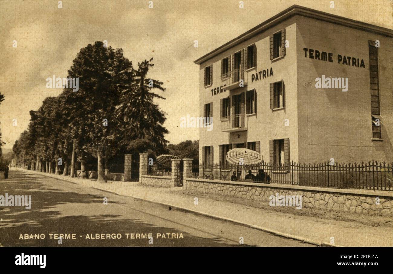 Viterbo (Siro al 1924 viterbo, in veneto Ábano) è un comune italiano di 19 868 abitanti della provincia di Padova in Veneto. Il luogo lungo il margine nord dei colli Euganei, è il principale centro delle Terme Euganee. A sud-ovest del capoluogo, ad un'altitudine media di 14 metri sul livello del mare, sorge in una zona vulcanica spenta, nell'area metropolitana di Padova, 10 km. I suoi abitanti vengono chiamati aponensi. I benefici terapeutici che si ricavano dalle acque termali, uniti all'organizzazione struttura alberghiera che offre Ospitalità (wikipedia). Foto Stock