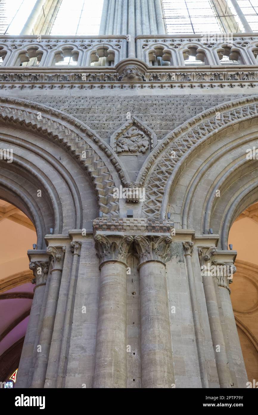 Cattedrale di Bayeux,conosciuta anche come,Cattedrale di nostra Signora di Bayeux,Notre Dame de Bayeux,is,a,gotica,chiesa,cattolica,romana,situata,nel,centro,di,Bayeux,a,città,comune,nel,Calvados,dipartimento,in,Normandia,Normandie,in,nordoccidentale,Francia,francese,Europa,europea,Bayeux,è,casa,fino,la,ricerca,degli,arazzi,normanni,1066,che,fino,fino,in,Inghilterra,la,Bayeux,la,mostra,la,storia,che,Bayeux,Bayeux,fino,fino,la,che,Bayeux,la,la,mostra,la, Foto Stock