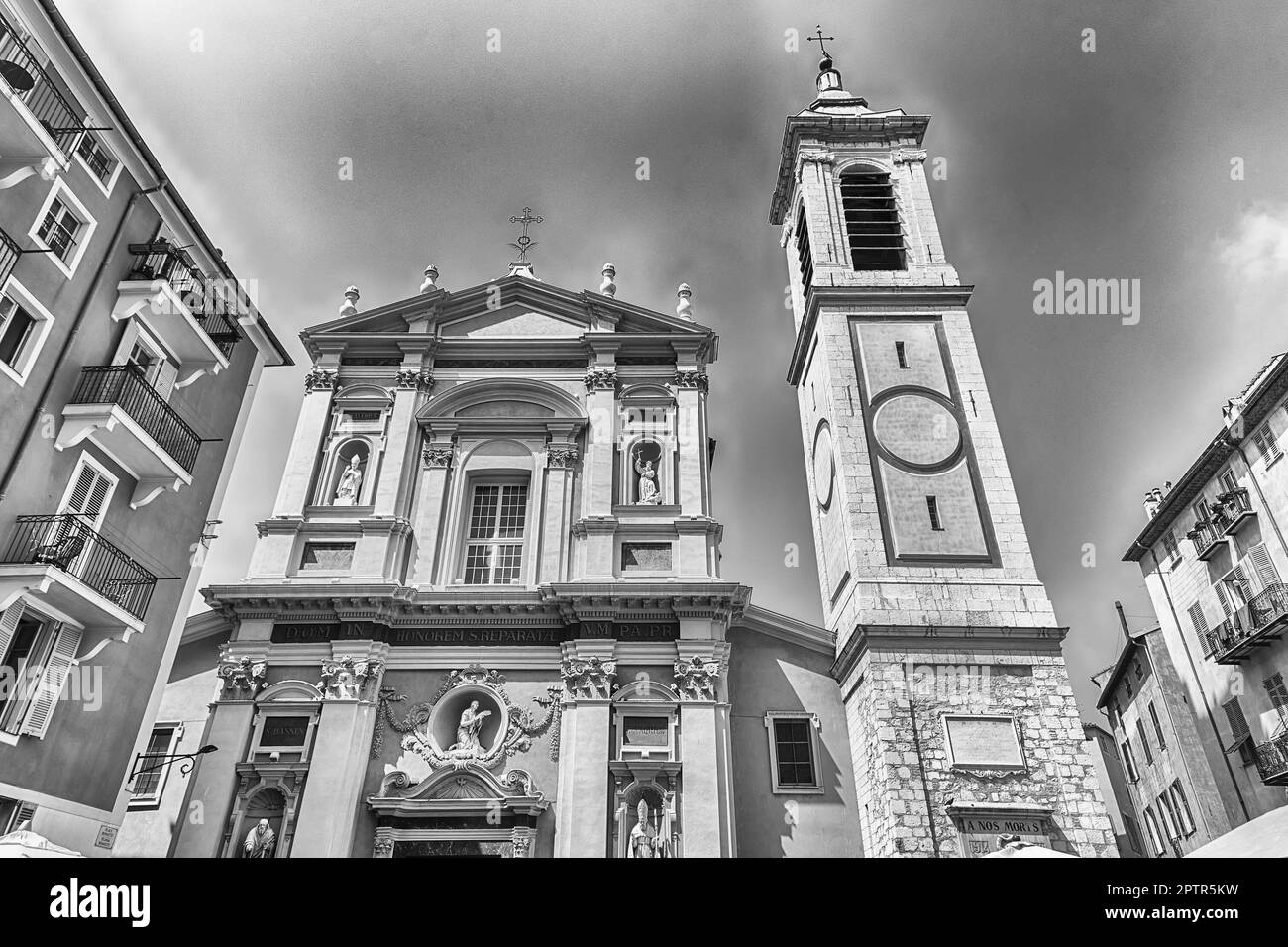Facciata della Cattedrale barocca di Saint Reparata, nel centro storico di Nizza, Costa Azzurra, Francia Foto Stock