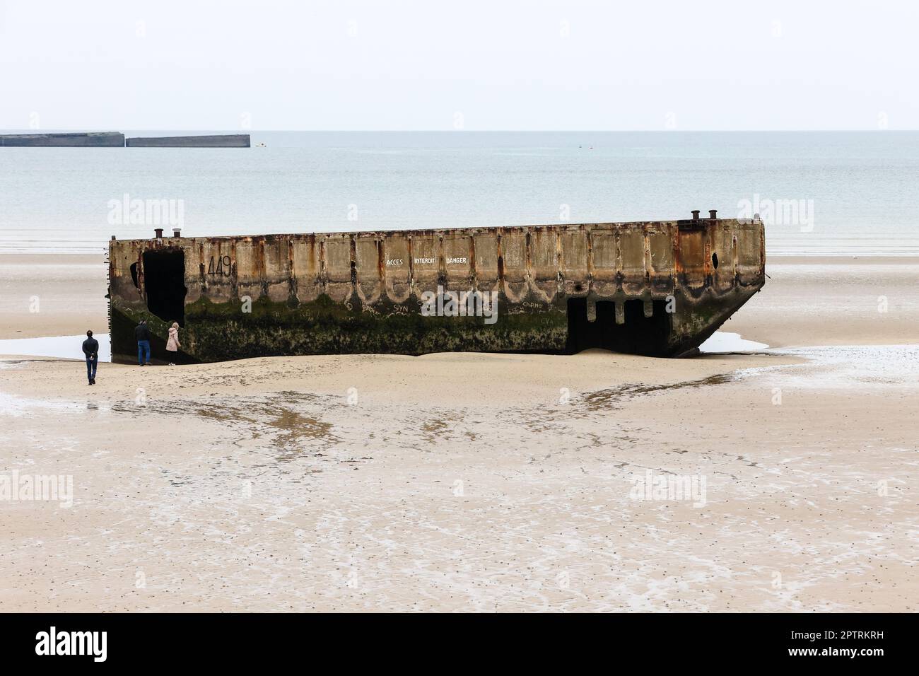 Operazione Mulberry,Mulberry,artificiale,portabile,porto,porto,resti,da,WW II,seconda Guerra Mondiale,spiaggia,AT,Gold Beach,Arromanches,Arromanches-les-Bains,Normandia,Normandie,Francia,francese,Europa,europea,Calvados,dipartimento,Normandia,Francia,francese,Europa,europea, Foto Stock