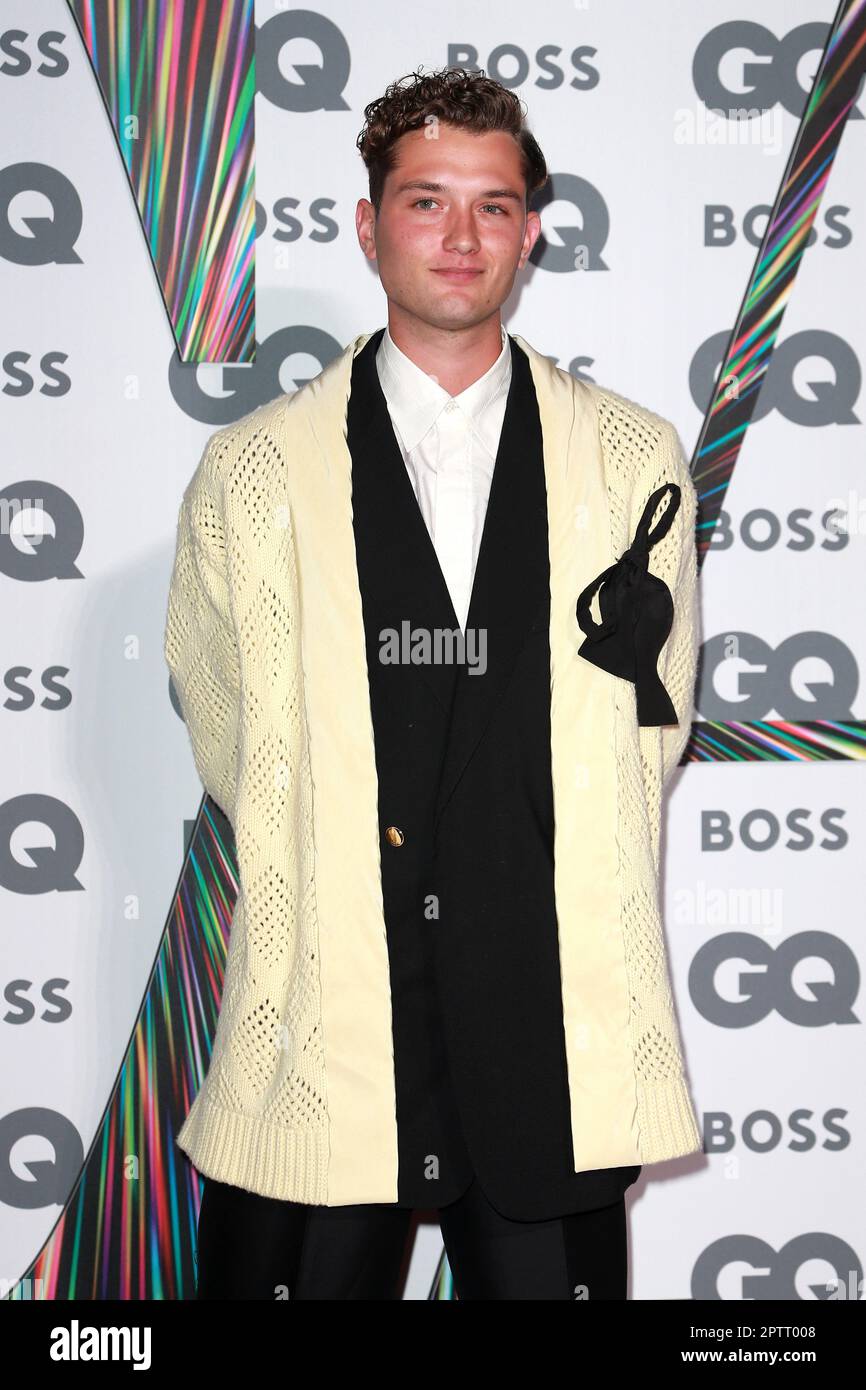 Rafferty Law partecipa ai GQ Men of the Year Awards 2021 al Tate Modern di Londra, Inghilterra. Foto Stock