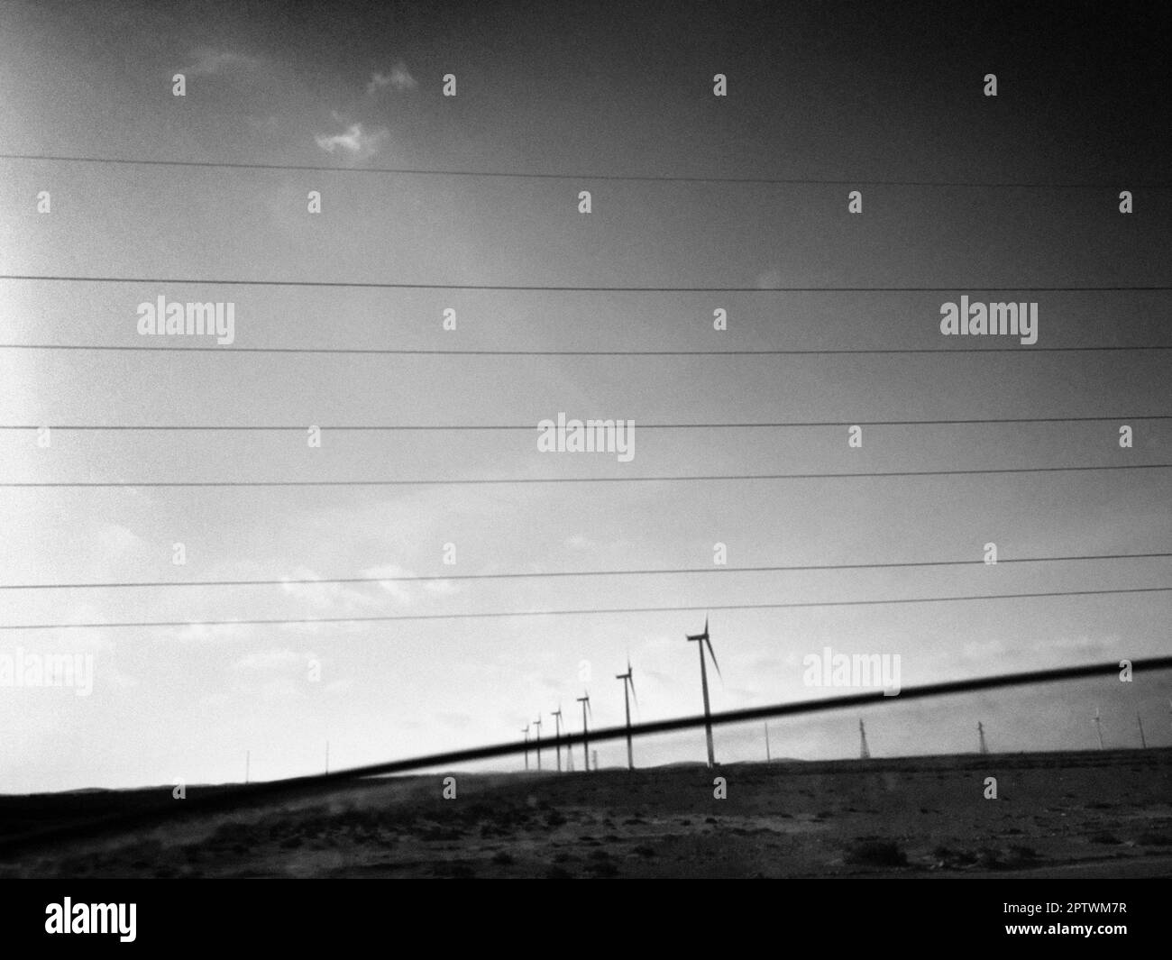 Marocco, dintorni di Laayoune, turbine eoliche Foto Stock