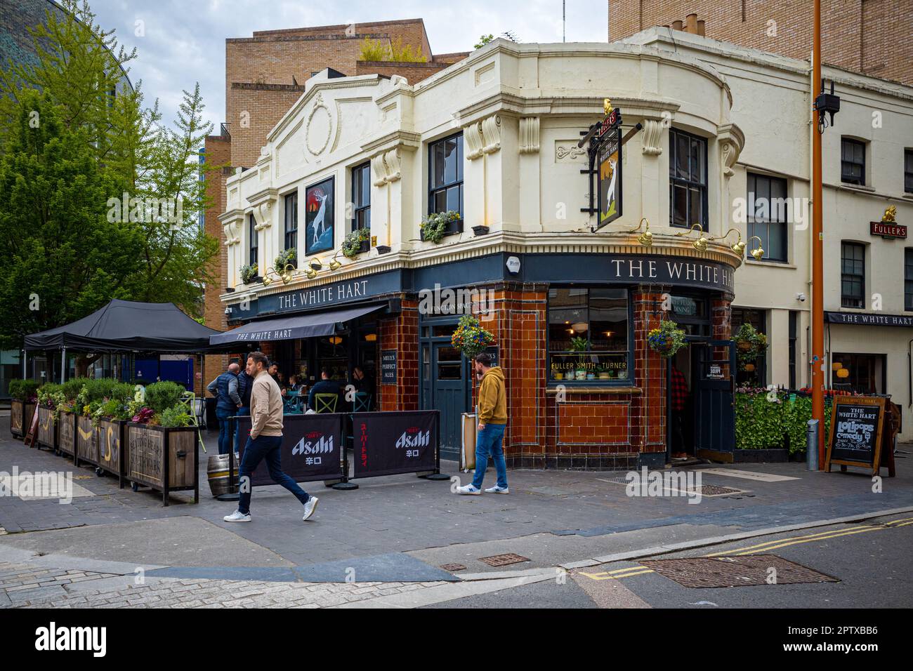 The White Hart Pub Southwark London - 18th ° secolo pub situato al 22 Great Suffolk Street, Londra. Pubblicazione Fullers. Foto Stock