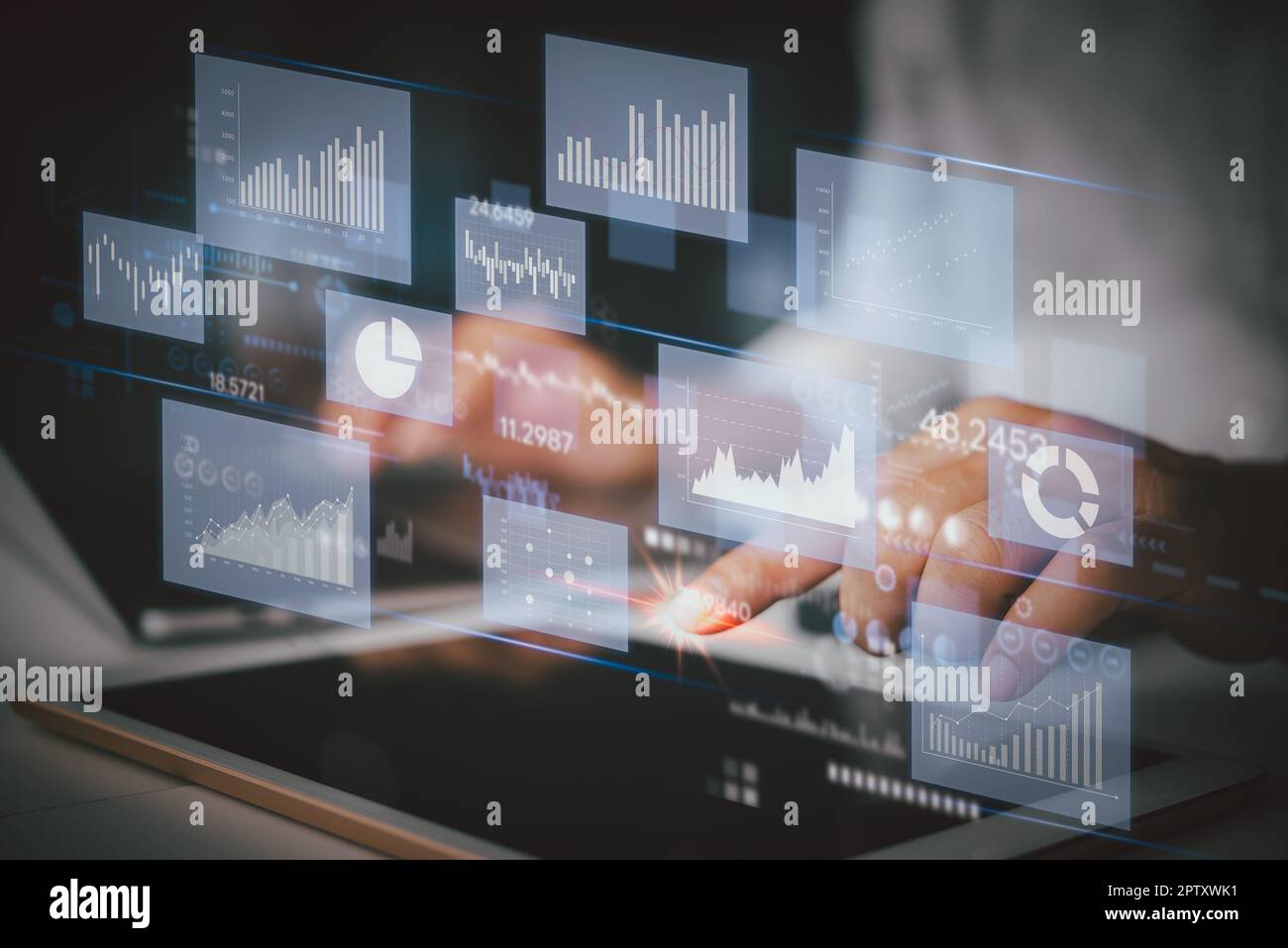 Dashboard di Business Intelligence analisi grafica dei big data e schermata virtuale della strategia. Business analisi economica e finanziaria di investimento e ma Foto Stock