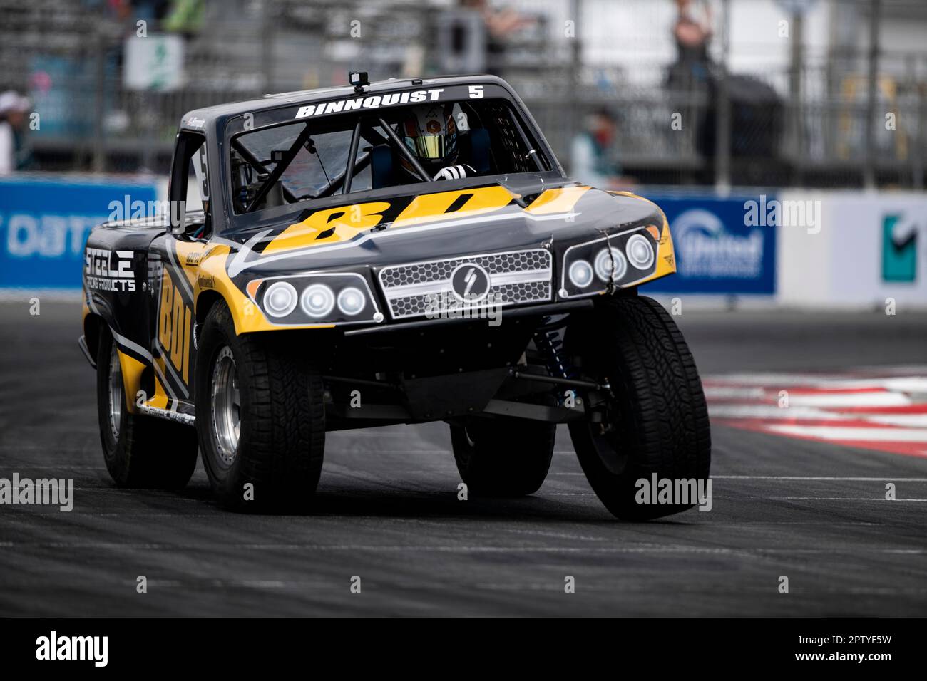 Long Beach, California. 14th Apr, 2023. BRUCE BINNQUIST (5) di Newport Beach, CA pratica per il Gran Premio Acura di Long Beach a Long Beach, CA, USA. Credit: csm/Alamy Live News Foto Stock