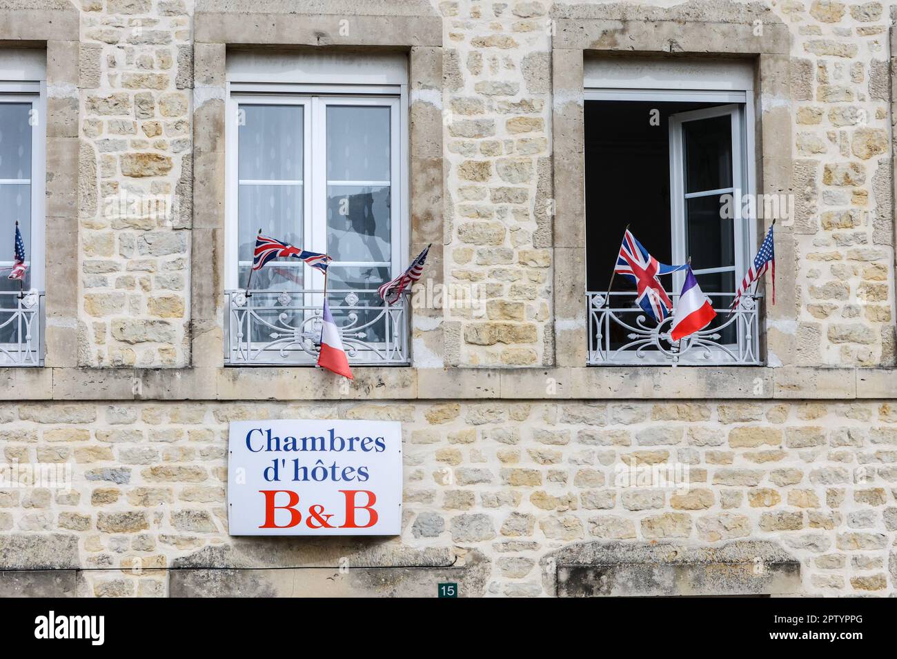 Sainte Mere Eglise,villaggio,con,famosa,chiesa,prima,liberata,villaggio,da,USA, esercito,soldati,durante,D Day,Giugno,1944,Normandia,Normandie,Francia,francese,Europa,europea, Foto Stock