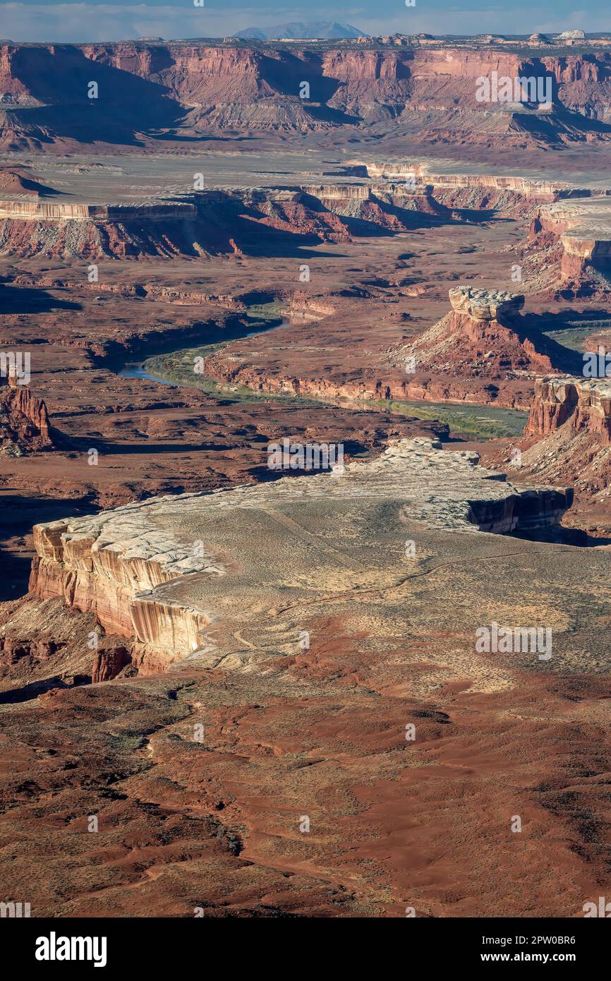 Green River da Green River Overlook, Islands in the Sky District, Canyonlands National Park, vicino a Moab, Utah USA Foto Stock