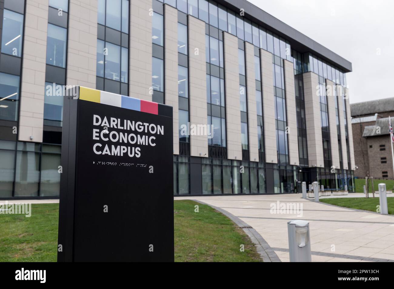 Il Darlington Economic Campus di Darlington, Inghilterra, Regno Unito, incorpora ora il personale del Tesoro come parte del progetto Levelling Up Foto Stock