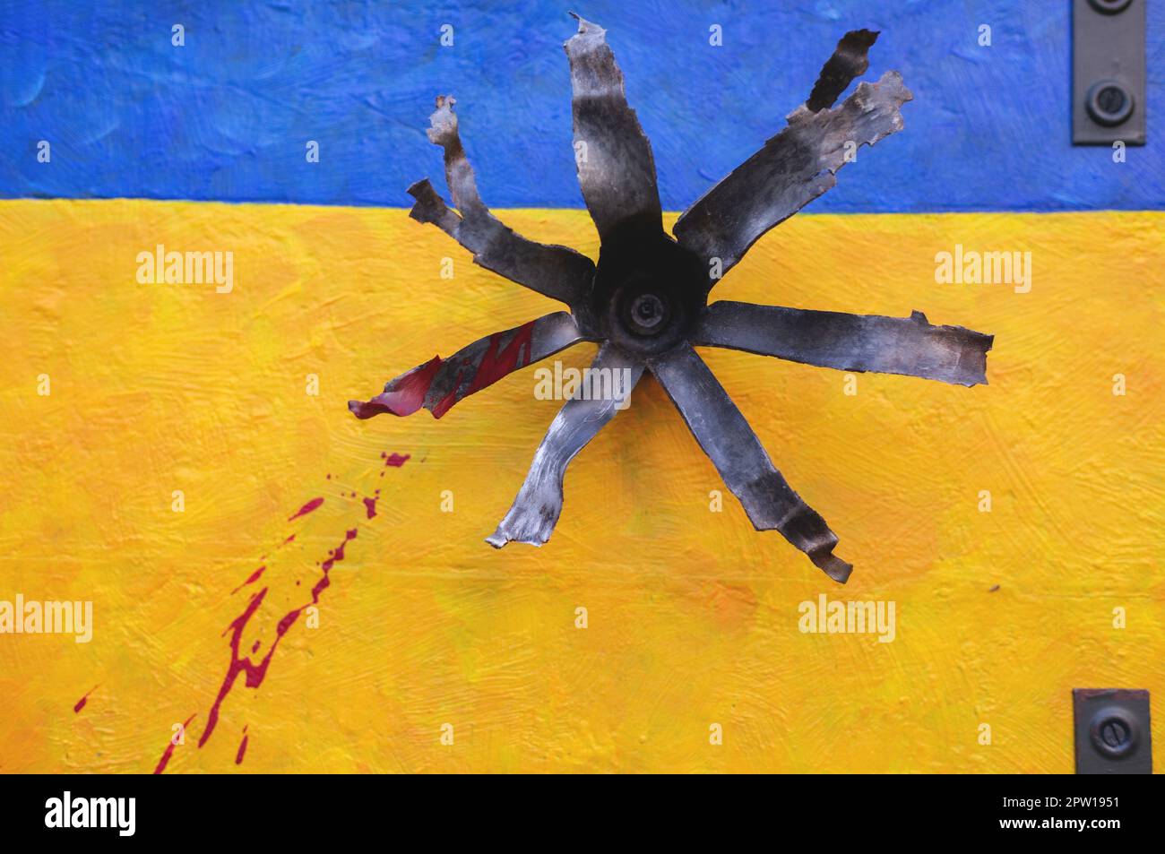 Frammento di conchiglia, simbolo di guerra in Ucraina Foto Stock