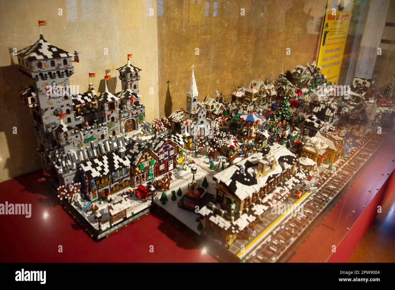 28 aprile 2023 - Italia, Lombardia, Monza - Mostra "i Love Lego" di diorami costruiti con mattoni Lego esposti nella Villa reale di Mo Foto Stock