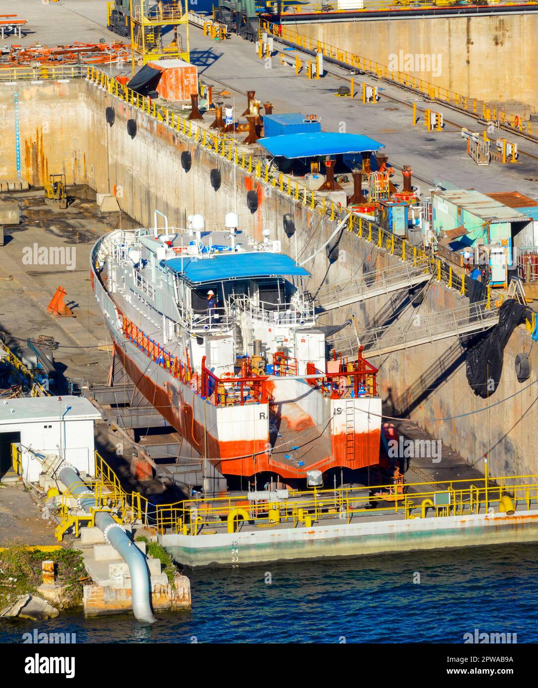 Tampa Ship dry dock Ship Repair Facility è un servizio completo di conversione, revisione e riparazione organizzazione con strutture a Tampa, Florida. Foto Stock