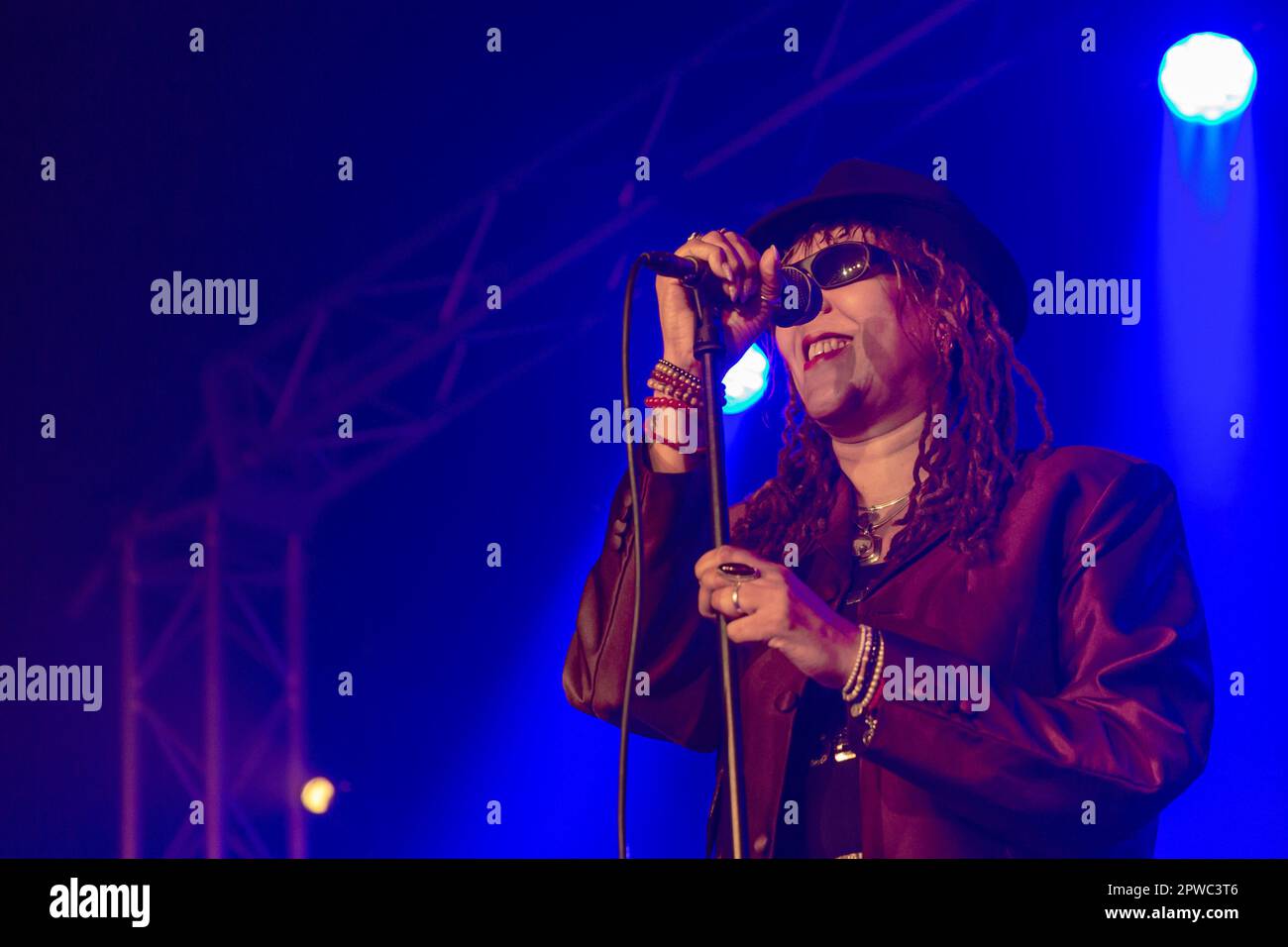 Belfast, Regno Unito. 29th Apr, 2023. Come parte del Festival delle Arti del quartiere della Cattedrale del 2023. Neville Staples e la sua band hanno suonato Belfast Credit: Bonzo/Alamy Live News Foto Stock