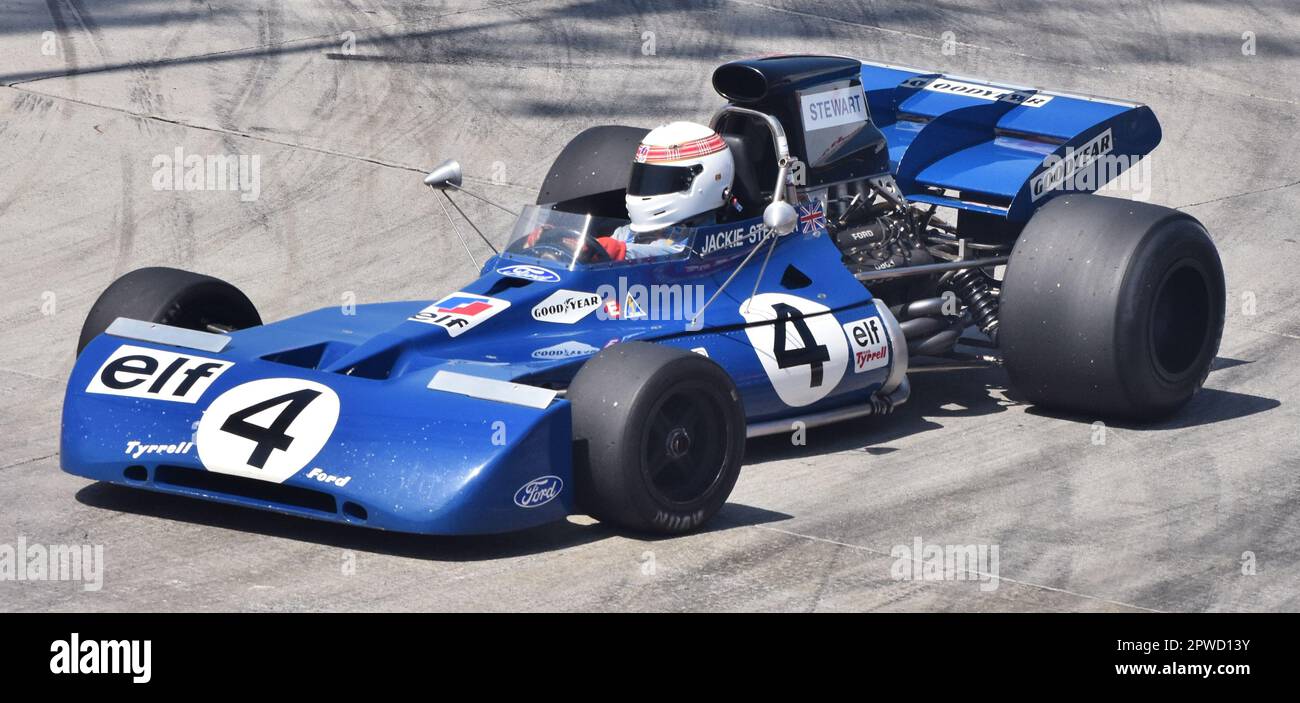 Long Beach, CA - 15 aprile 2023: Il Tyrrell 003 al Long Beach Grand Prix, guidato da Jackie Stewart nelle stagioni 1971 e 1972 F1. Foto Stock