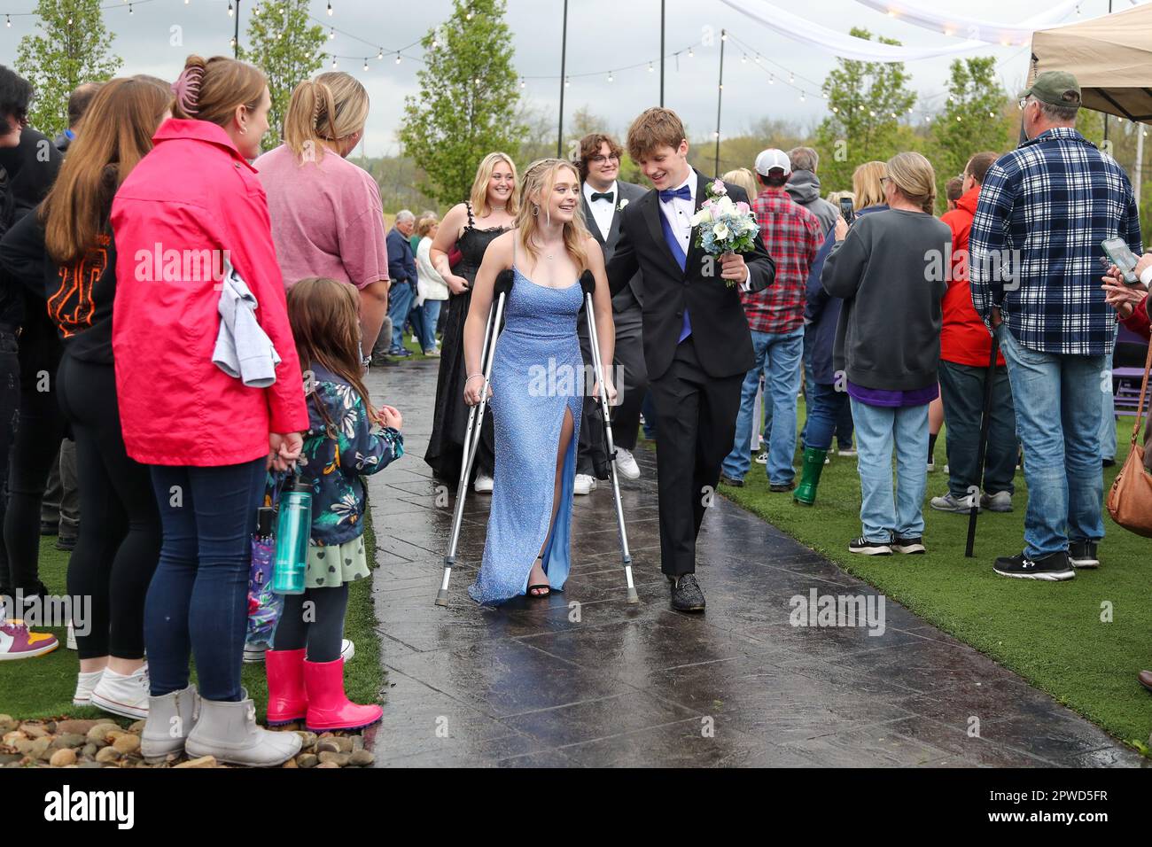 Danville, Stati Uniti. 29th Apr, 2023. Gli studenti della Danville Area High School celebrano il loro Prom Junior-Senior presso il Venue. Credit: SOPA Images Limited/Alamy Live News Foto Stock