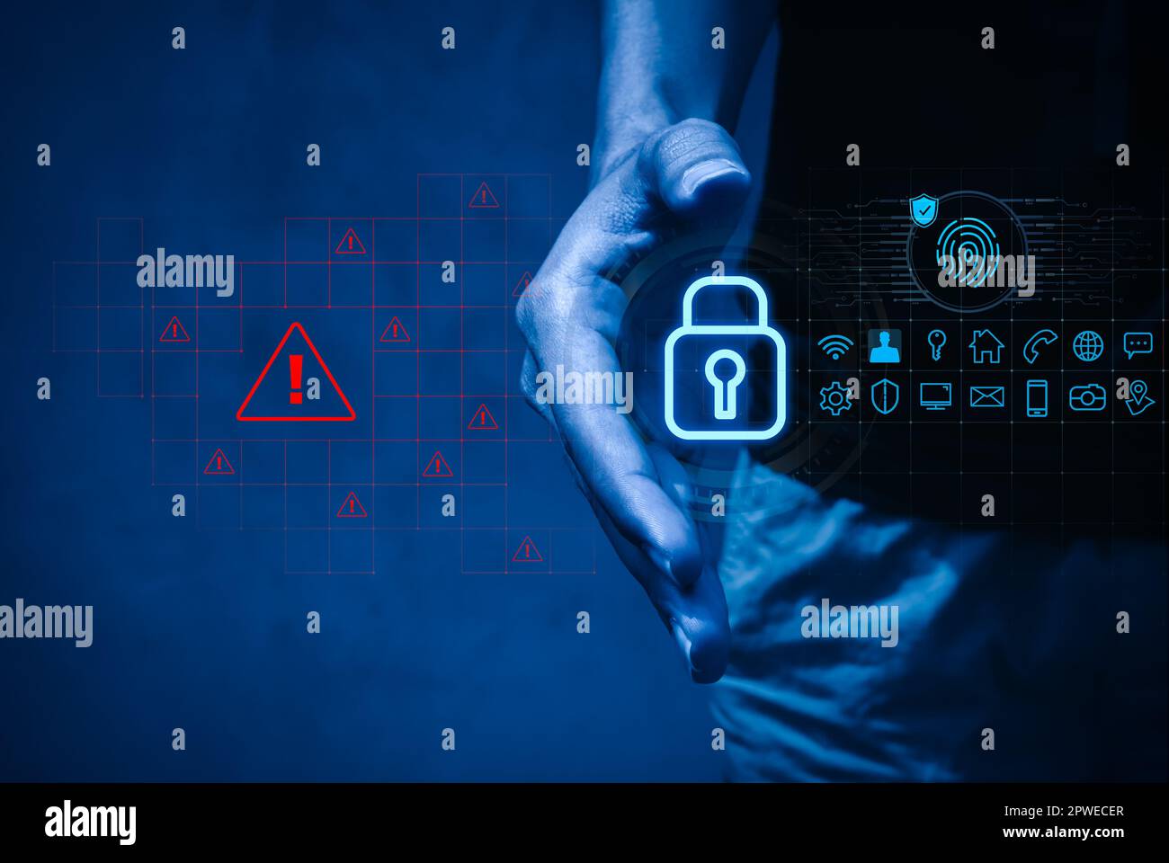 Concetti di protezione dei dati personali e sicurezza informatica. Icona lucchetto digitale, scansione biometrica delle impronte digitali con simbolo scudo con elemento informativo ico Foto Stock