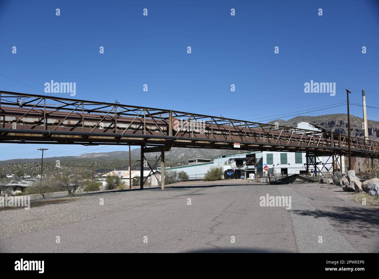 Hayden, AZ., USA 2/18/2023. Fondata nel 1909 dalla Kennecott Copper Corp. Nel 1912, l'azienda costruì una fonderia di 1.000 piedi (300 m) chiamata Hayden Foto Stock