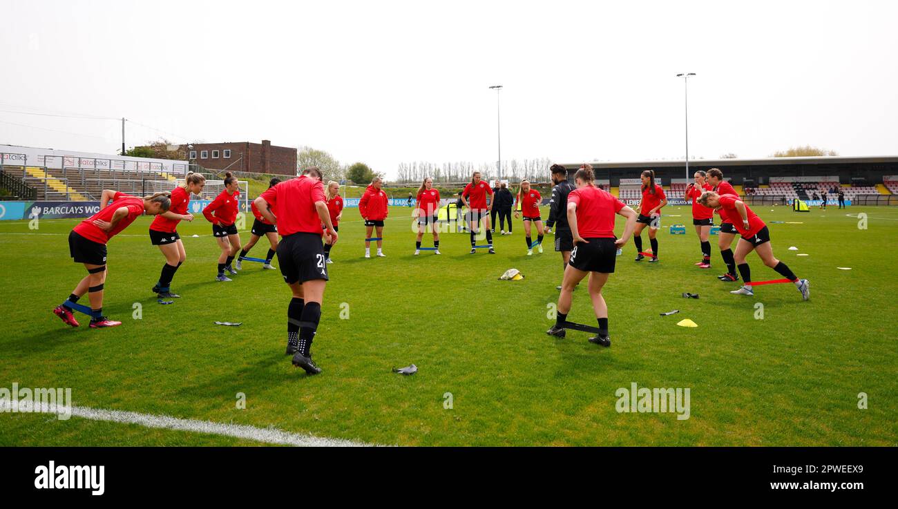 Lewes, Regno Unito. 30th Apr, 2023. Lewes, Inghilterra, 30th 2023 aprile: I giocatori di Lewes si scaldano prima della partita di football della fa Womens Championship tra Lewes e Durham al Dripping Pan di Lewes, Inghilterra. (James Whitehead/SPP) Credit: SPP Sport Press Photo. /Alamy Live News Foto Stock