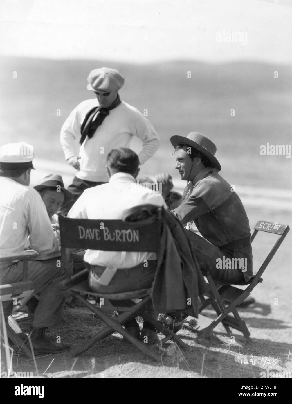 GARY COOPER sul set di FIGHTING CARAVANS 1931 diretto da OTTO BROWER e DAVE BURTON romanzo di ZANE GRAY Paramount Pictures Foto Stock