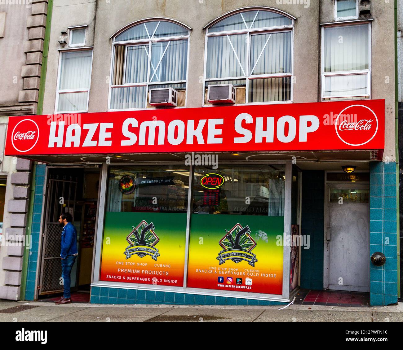 Haze Smoke Shop Tobacco e negozio Vape a Vancouver, British Columbia Foto Stock