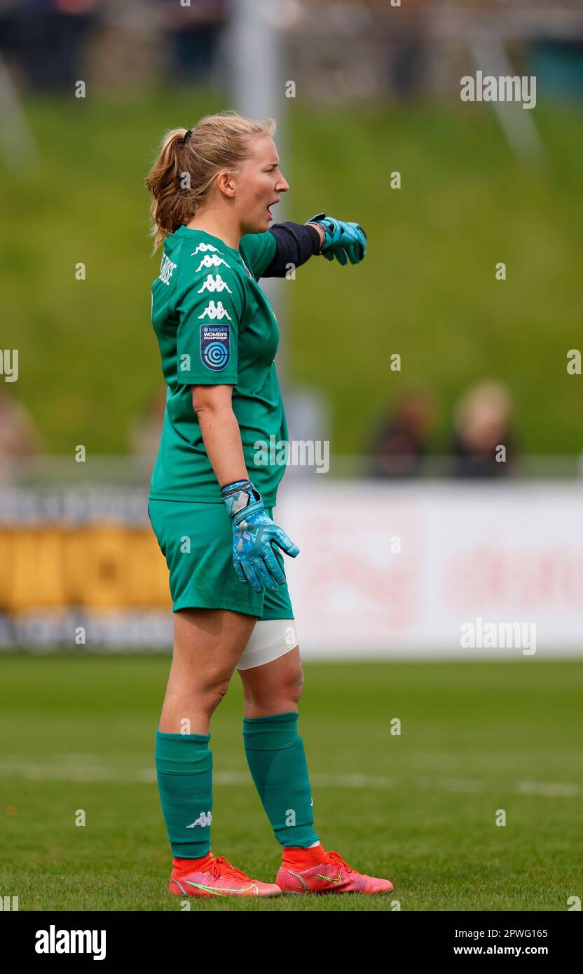 Lewes, Regno Unito. 30th Apr, 2023. Lewes, Inghilterra, 30th 2023 aprile: Il portiere Sophie Whitehouse (1 Lewes) impartisce istruzioni alla sua squadra durante la partita di football della fa Womens Championship tra Lewes e Durham al Dripping Pan di Lewes, Inghilterra. (James Whitehead/SPP) Credit: SPP Sport Press Photo. /Alamy Live News Foto Stock