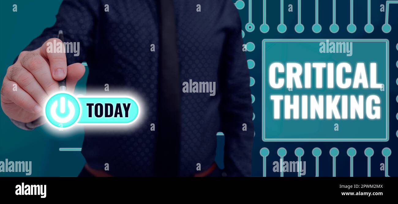 Scrittura a mano del testo pensiero critico, approccio aziendale sequenza di fasi di un progetto che richiede il tempo più lungo Foto Stock