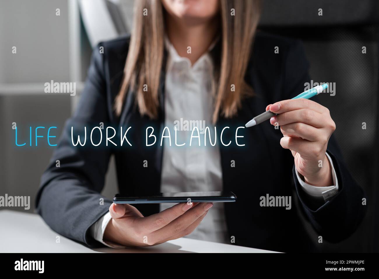 Scrittura visualizzazione testo vita lavoro equilibrio, Word per la stabilità di persone ha bisogno tra il suo lavoro e il tempo personale Foto Stock